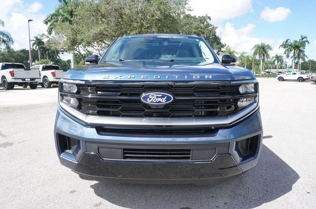 2027 Ford Expedition Max MAX Platinum