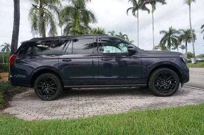 2027 Ford Expedition Max MAX Platinum