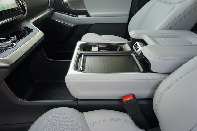 2027 Ford Expedition Max MAX Platinum