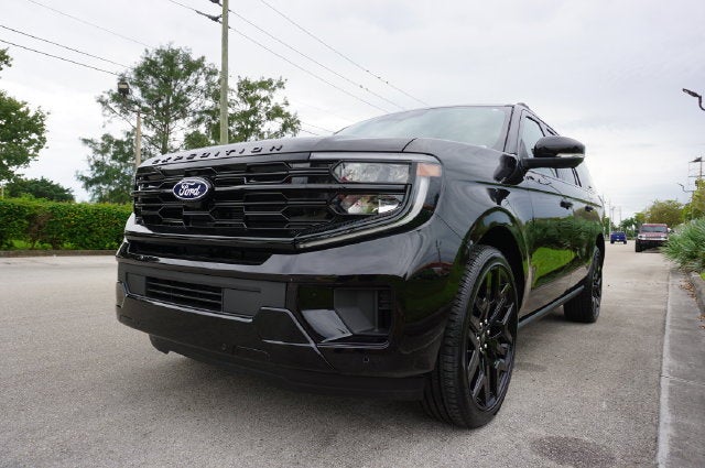 2027 Ford Expedition Max MAX Platinum