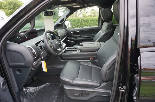 2027 Ford Expedition Max MAX Platinum