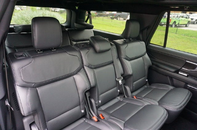 2027 Ford Expedition Max MAX Platinum