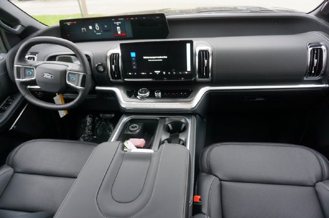 2027 Ford Expedition Max MAX Platinum