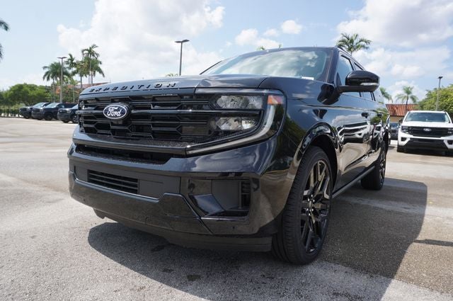 2027 Ford Expedition Max MAX Platinum