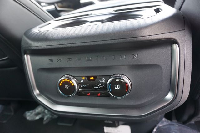 2027 Ford Expedition Max MAX Platinum