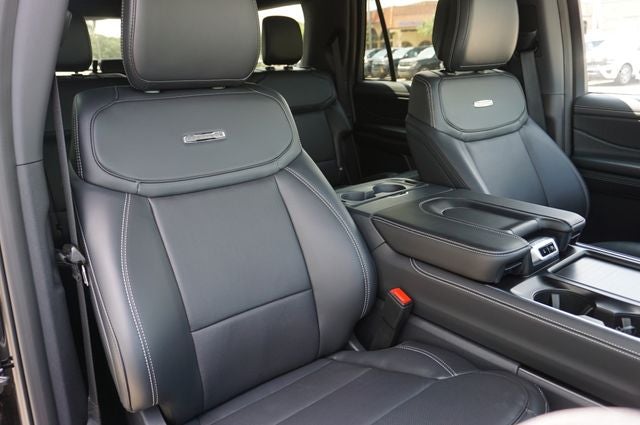 2027 Ford Expedition Max MAX Platinum