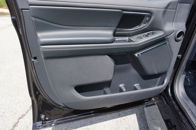 2027 Ford Expedition Max MAX Platinum