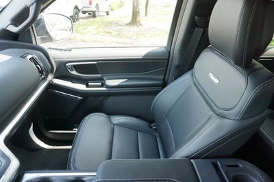 2027 Ford Expedition Max MAX Platinum