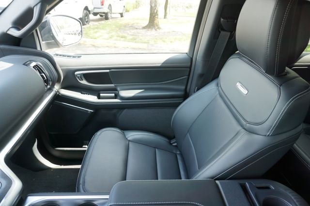 2027 Ford Expedition Max MAX Platinum