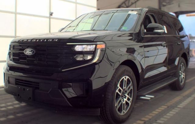 2025 Ford Expedition Base