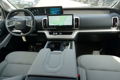 2027 Ford Expedition Active