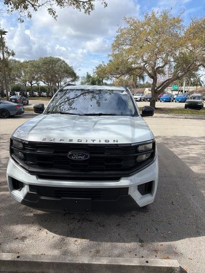 2025 Ford Expedition Active