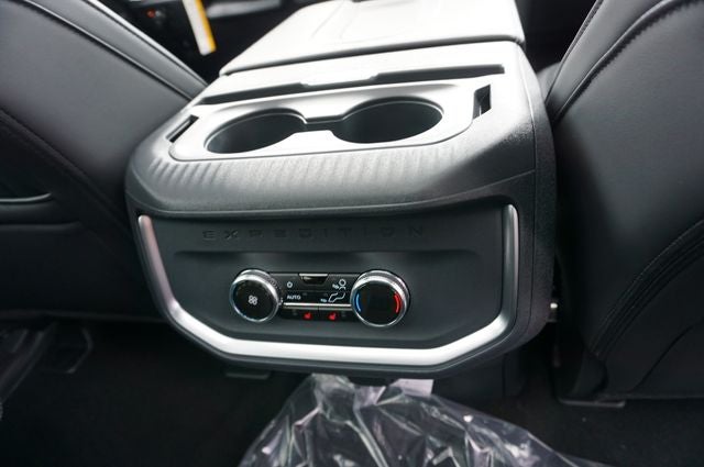 2026 Ford Expedition Platinum®