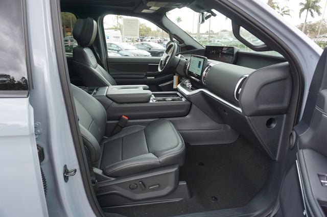 2026 Ford Expedition Platinum®