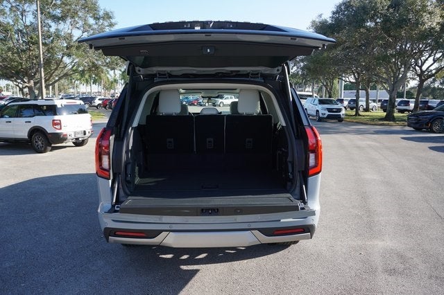 2025 Ford Expedition Platinum®