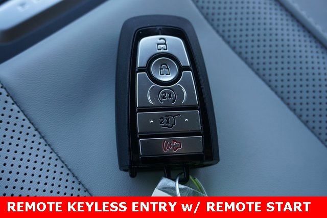 2025 Ford Expedition Platinum®