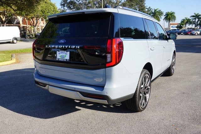 2025 Ford Expedition Platinum®