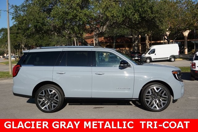 2025 Ford Expedition Platinum®