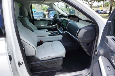 2026 Ford Expedition Platinum®