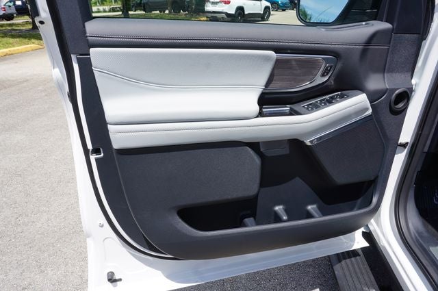 2026 Ford Expedition Platinum®