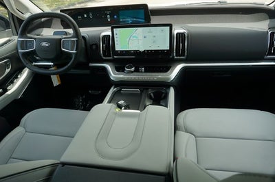 2026 Ford Expedition Platinum®