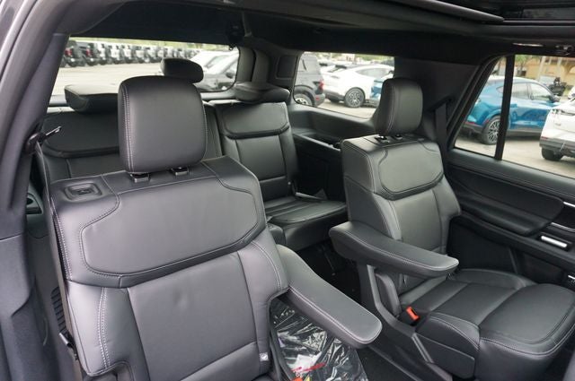 2026 Ford Expedition Platinum®