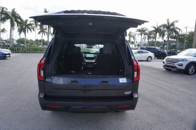 2025 Ford Expedition Platinum®