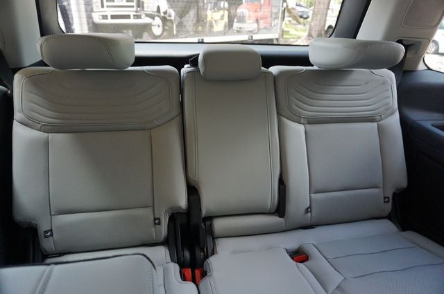 2026 Ford Expedition Platinum®