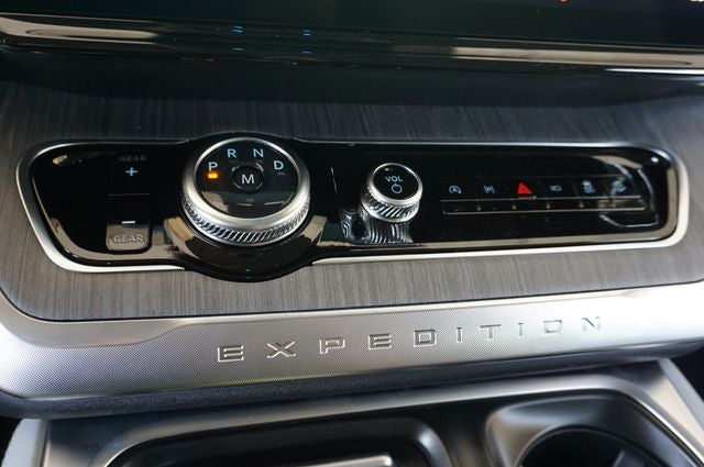 2026 Ford Expedition Platinum®