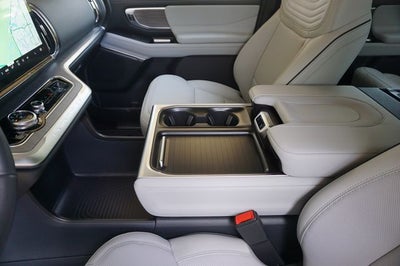 2026 Ford Expedition Platinum®