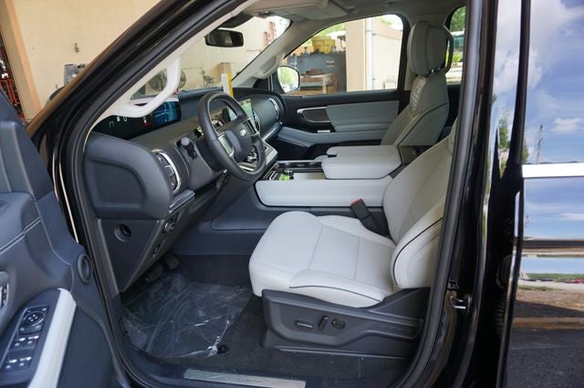 2026 Ford Expedition Platinum®