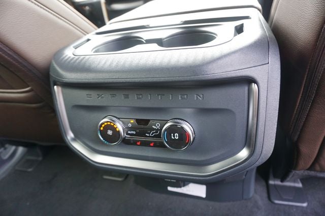 2027 Ford Expedition King Ranch®