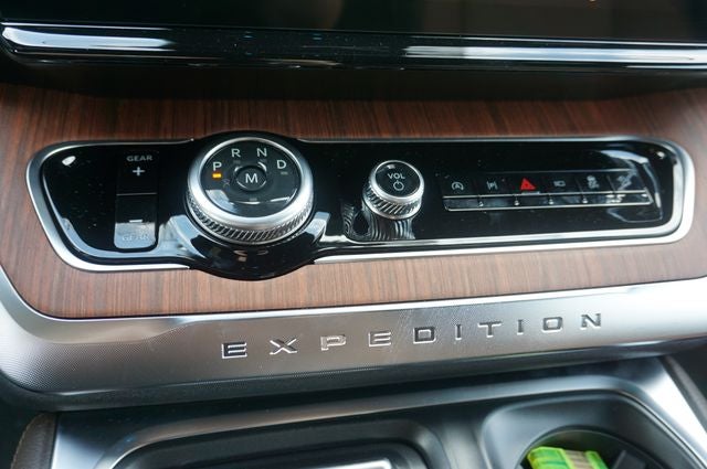 2027 Ford Expedition King Ranch®