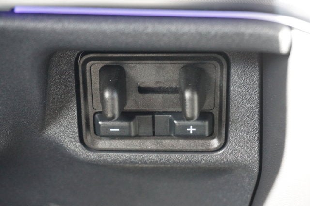 2025 Ford Expedition Base