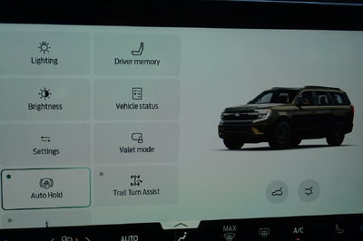 2025 Ford Expedition Base