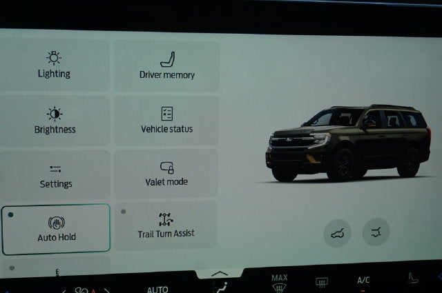 2025 Ford Expedition Base