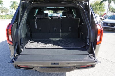 2025 Ford Expedition Base