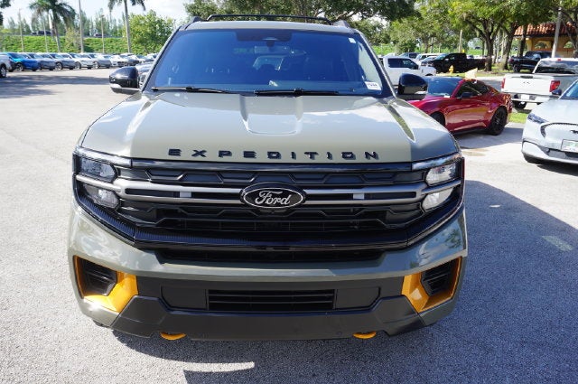 2025 Ford Expedition Base