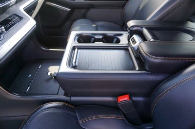 2025 Ford Expedition Base