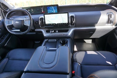 2025 Ford Expedition Base
