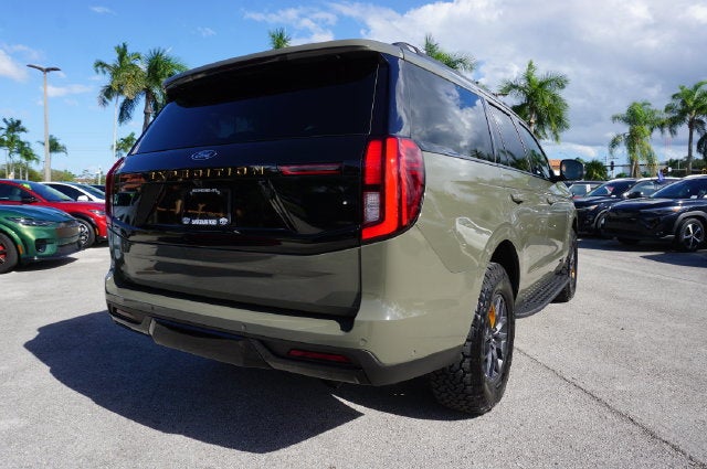 2025 Ford Expedition Base