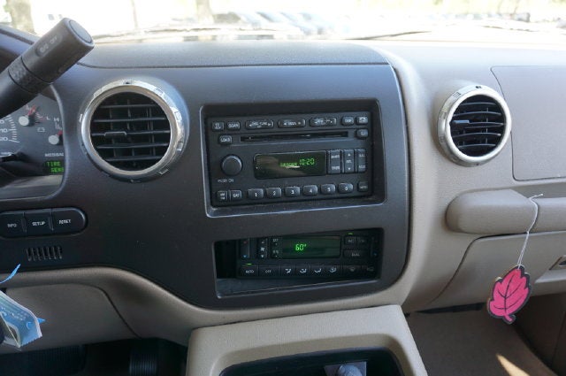2004 Ford Expedition Eddie Bauer