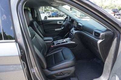 2023 Ford Explorer Base