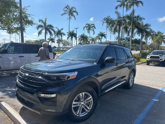 2023 Ford Explorer Base