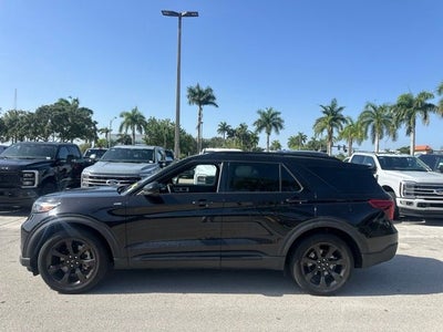 2023 Ford Explorer Base