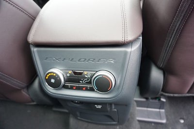 2026 Ford Explorer Platinum™