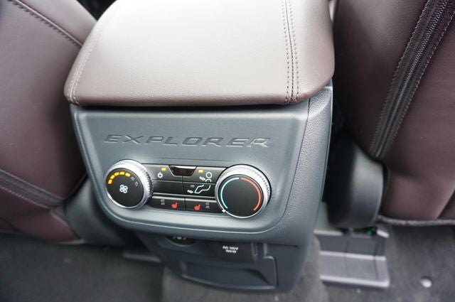 2026 Ford Explorer Platinum™