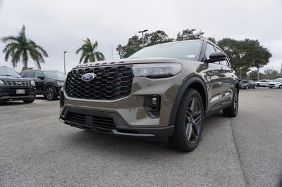2026 Ford Explorer ST-Line