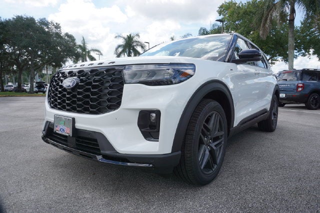 2027 Ford Explorer ST-Line