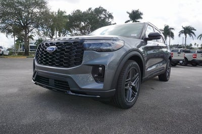 2026 Ford Explorer ST-Line